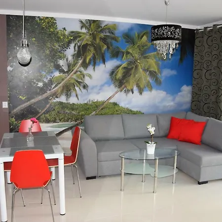 Ibiza Przy Plazy Apartman Rewal
